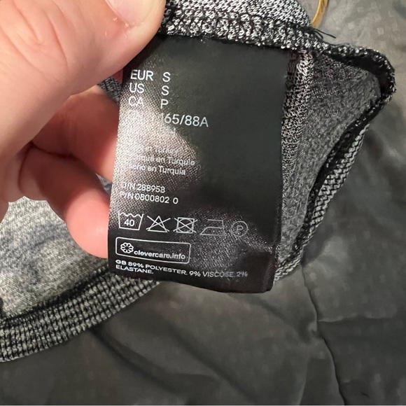 H&M black & white houndstooth like patterned dress size small - Picture 7 of 9